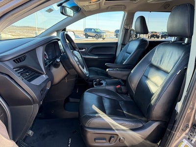 2015 Toyota Sienna SE