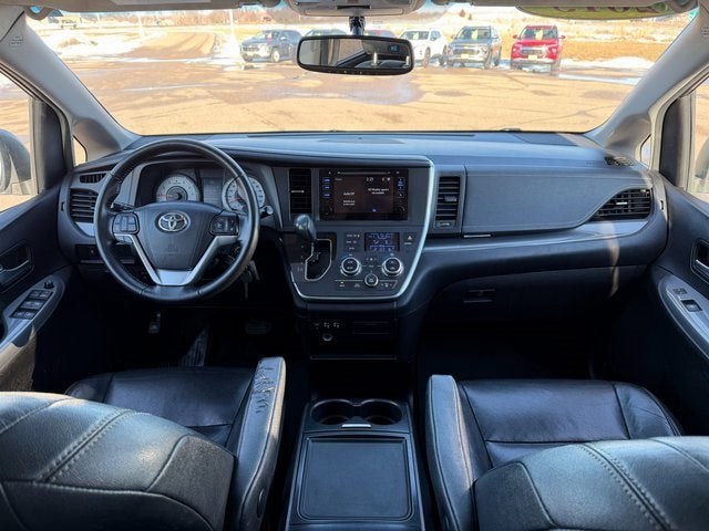 2015 Toyota Sienna SE