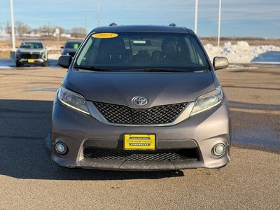2015 Toyota Sienna SE