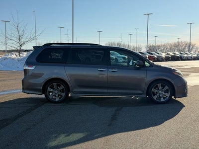 2015 Toyota Sienna SE