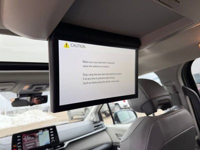 2023 Toyota Sienna Limited