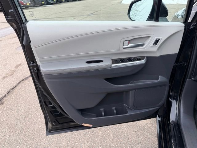 2023 Toyota Sienna Limited