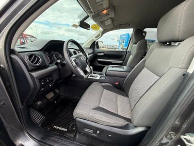 2017 Toyota Tundra 4WD SR5