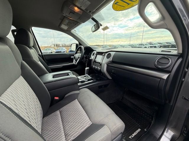 2017 Toyota Tundra 4WD SR5