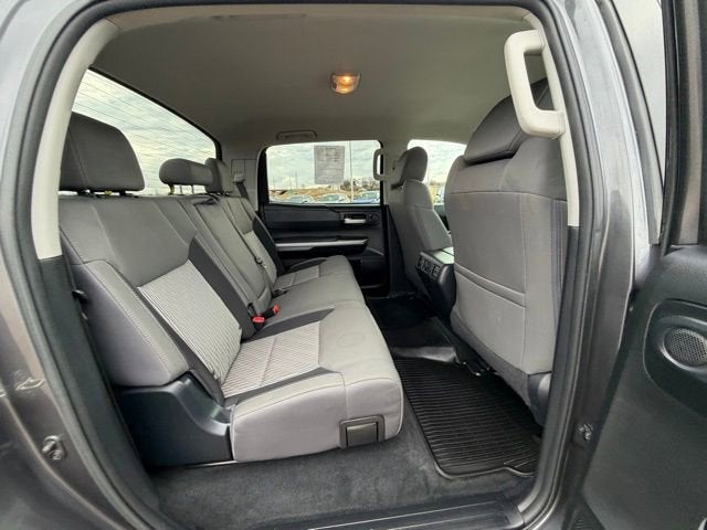 2017 Toyota Tundra 4WD SR5