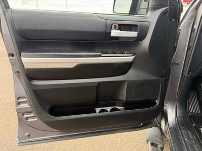 2017 Toyota Tundra 4WD SR5