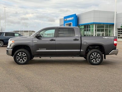 2017 Toyota Tundra 4WD SR5