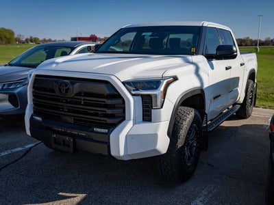 2023 Toyota Tundra 4WD SR5