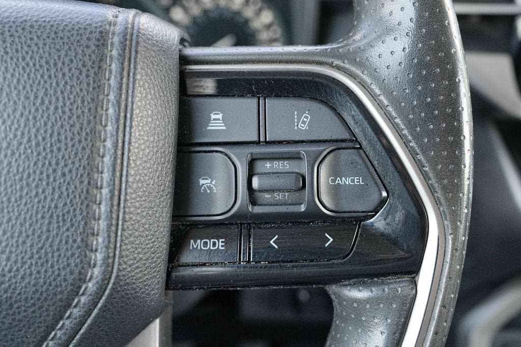 2022 Toyota Tundra 4WD SR5
