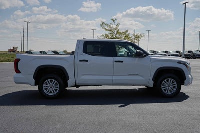 2022 Toyota Tundra 4WD SR5