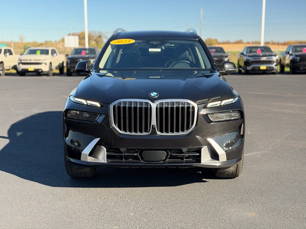 Used 2023 BMW X7 40i with VIN 5UX23EM0XP9P11944 for sale in Willmar, Minnesota