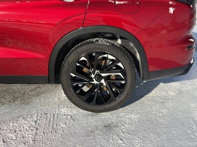 2025 Mitsubishi Outlander Plug-In Hybrid SEL