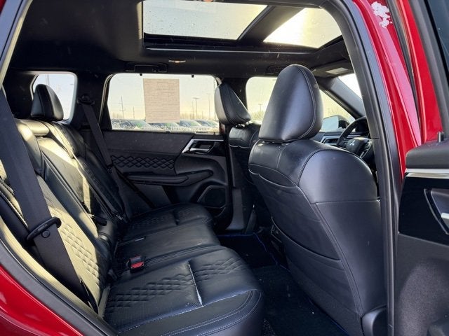 2025 Mitsubishi Outlander Plug-In Hybrid SEL