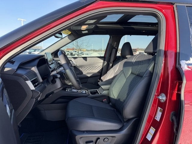 2025 Mitsubishi Outlander Plug-In Hybrid SEL