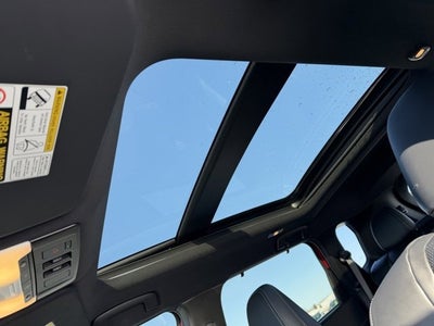 2025 Mitsubishi Outlander Plug-In Hybrid SEL