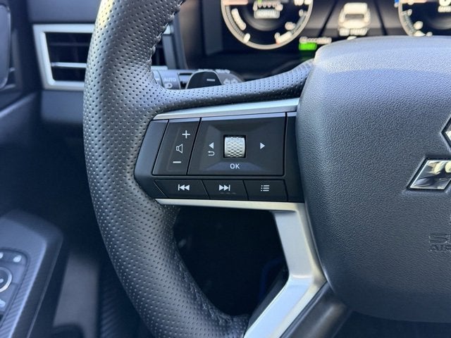 2025 Mitsubishi Outlander Plug-In Hybrid SEL