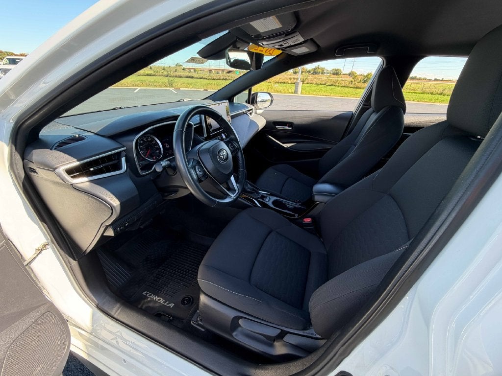 2022 Toyota Corolla Hatchback SE