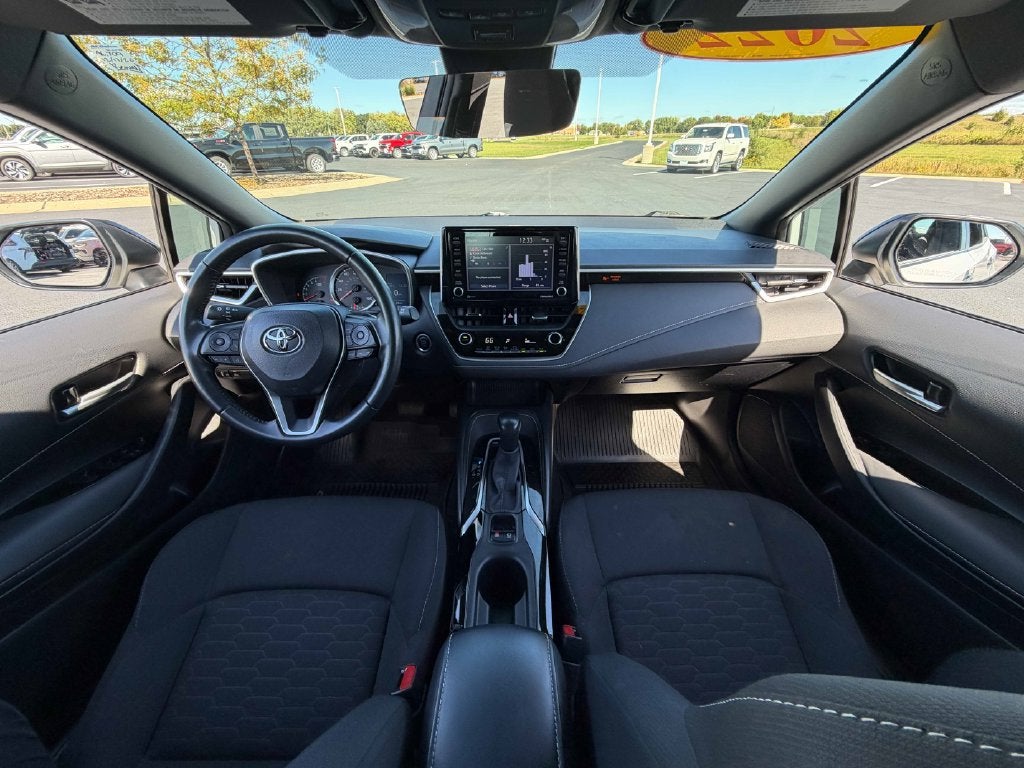 2022 Toyota Corolla Hatchback SE