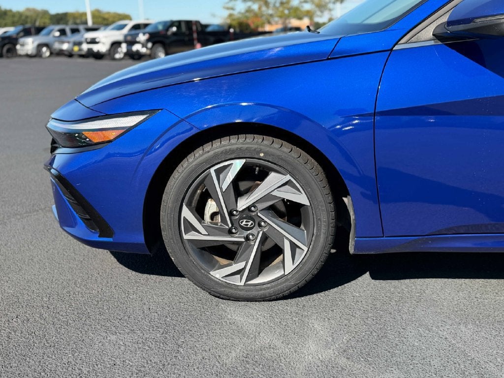 2024 Hyundai Elantra Limited