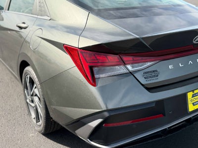 2024 Hyundai Elantra Limited