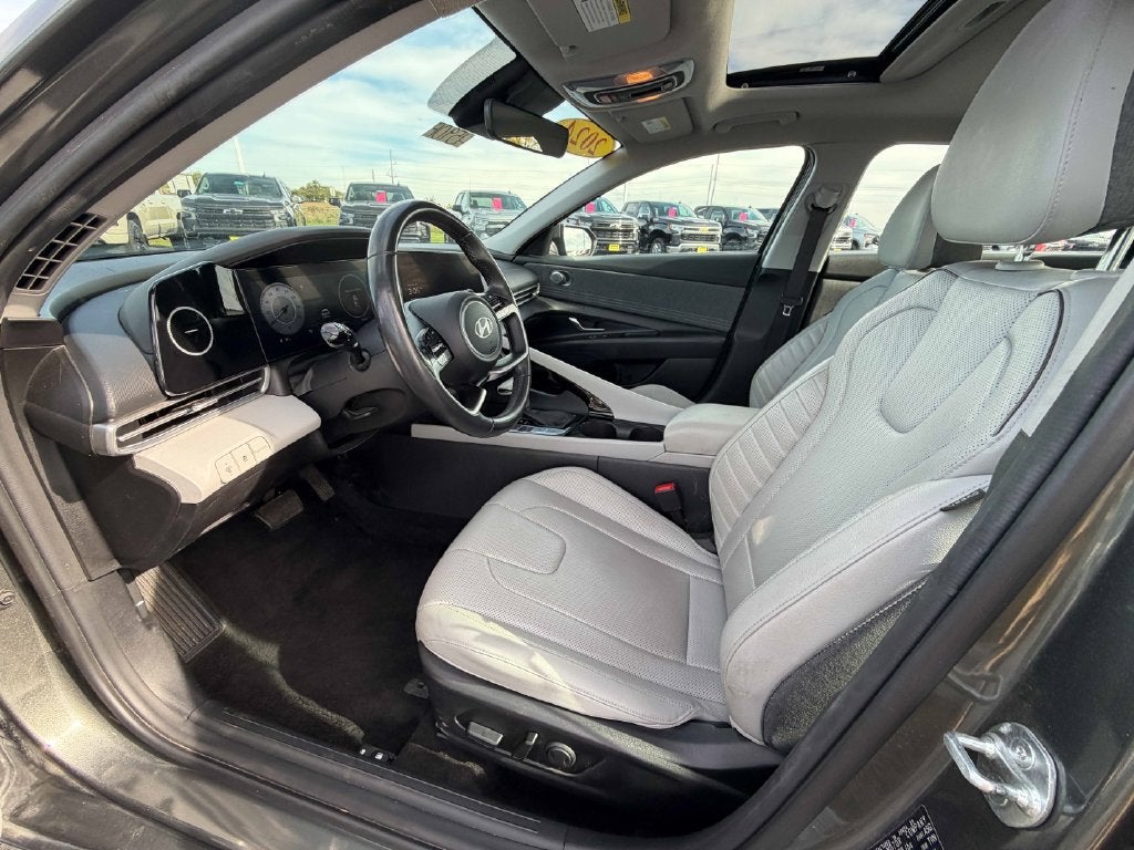 2024 Hyundai Elantra Limited