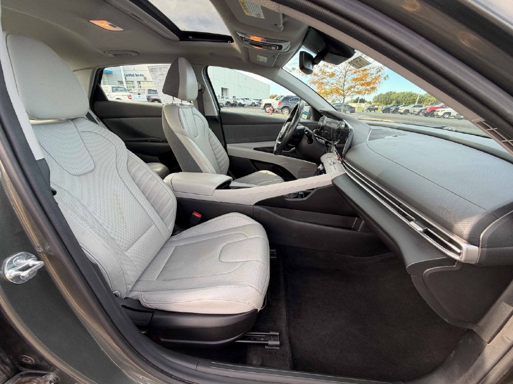 2024 Hyundai Elantra Limited