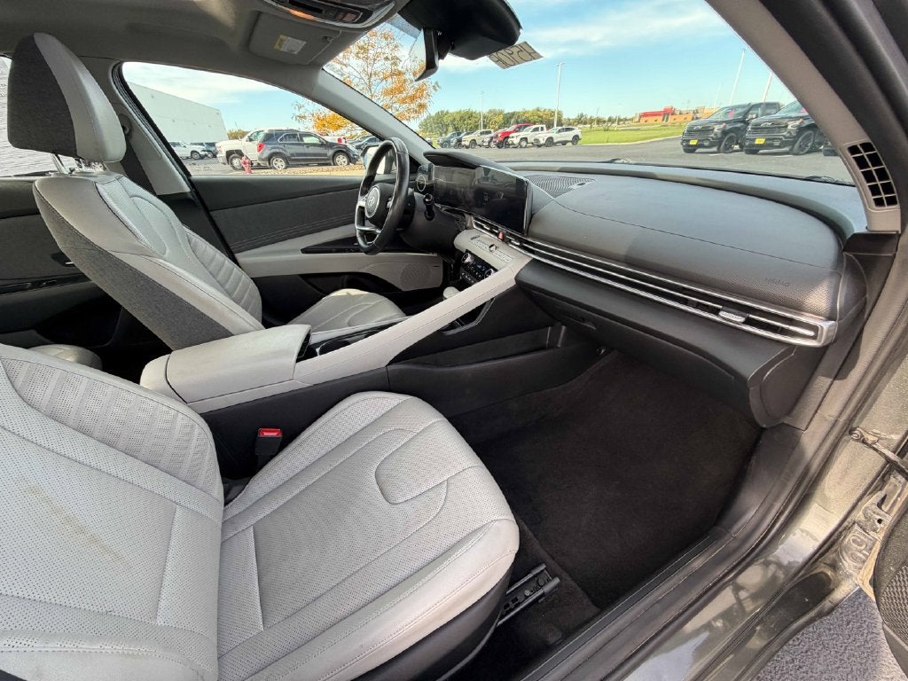 2024 Hyundai Elantra Limited