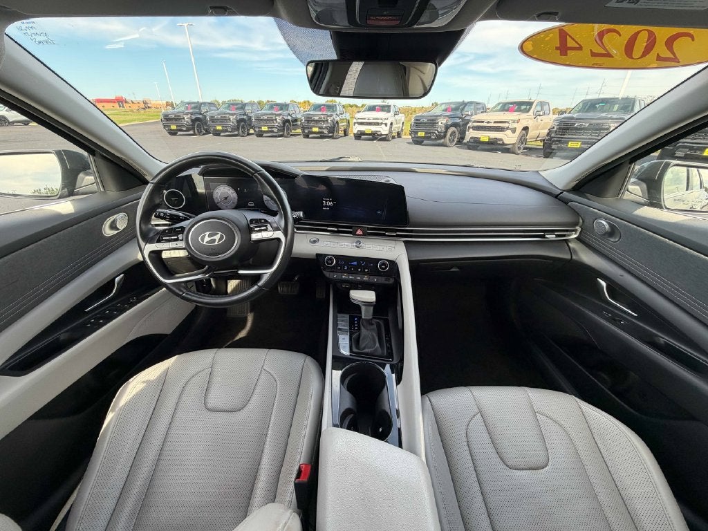 2024 Hyundai Elantra Limited