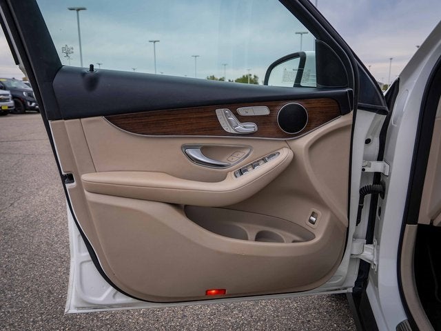 2021 Mercedes-Benz GLC GLC 300