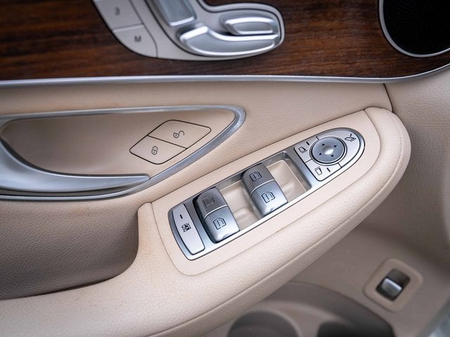 2021 Mercedes-Benz GLC GLC 300