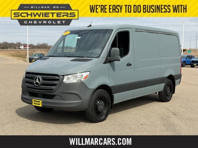 2021 Mercedes-Benz Sprinter Cargo Van 1500 Standard Roof I4 144" RWD