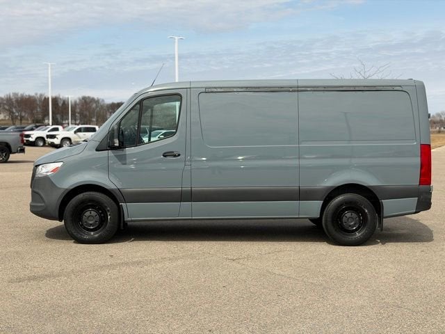 2021 Mercedes-Benz Sprinter Cargo Van 1500 Standard Roof I4 144" RWD