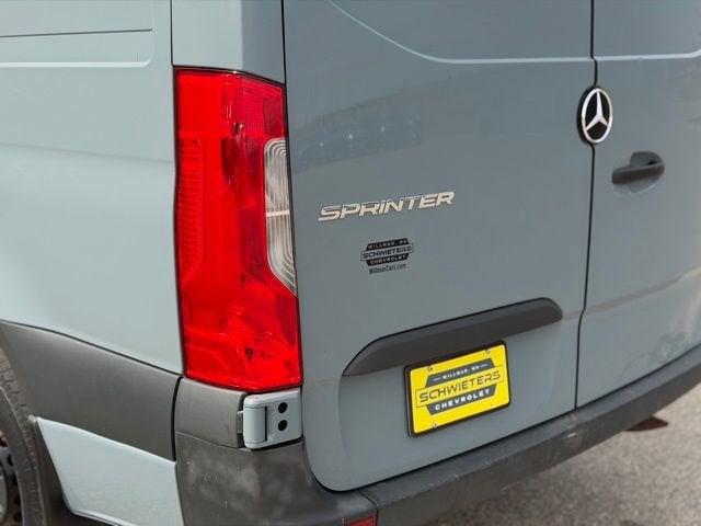 2021 Mercedes-Benz Sprinter Cargo Van 1500 Standard Roof I4 144" RWD