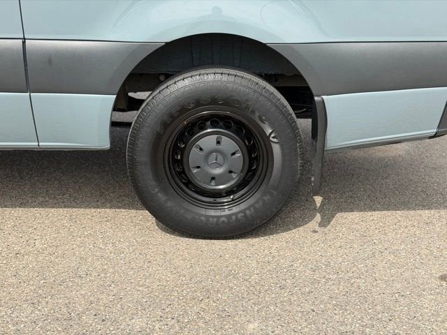 2021 Mercedes-Benz Sprinter Cargo Van 1500 Standard Roof I4 144" RWD