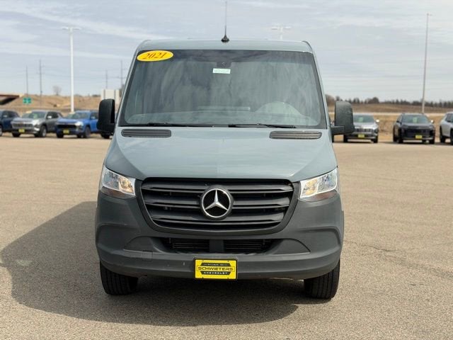 2021 Mercedes-Benz Sprinter Cargo Van 1500 Standard Roof I4 144" RWD