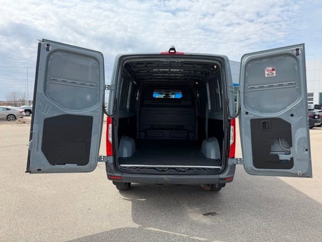 2021 Mercedes-Benz Sprinter Cargo Van 1500 Standard Roof I4 144" RWD