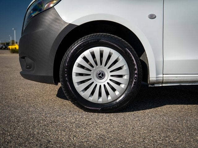 2022 Mercedes-Benz Metris Cargo Van Standard Roof 126" Wheelbase