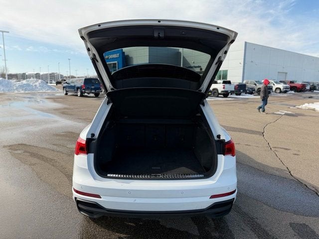 2025 Audi Q3 S line Premium