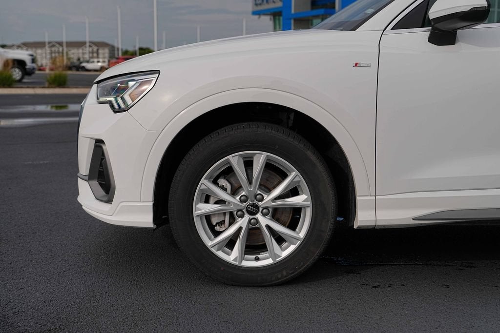 2024 Audi Q3 S line Premium