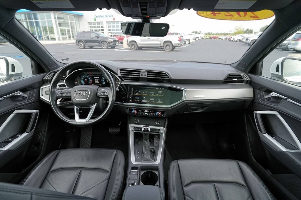 2024 Audi Q3 S line Premium