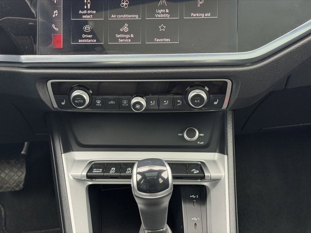 2025 Audi Q3 S line Premium