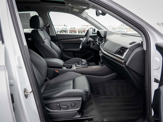 2024 Audi Q5 S line Premium Plus