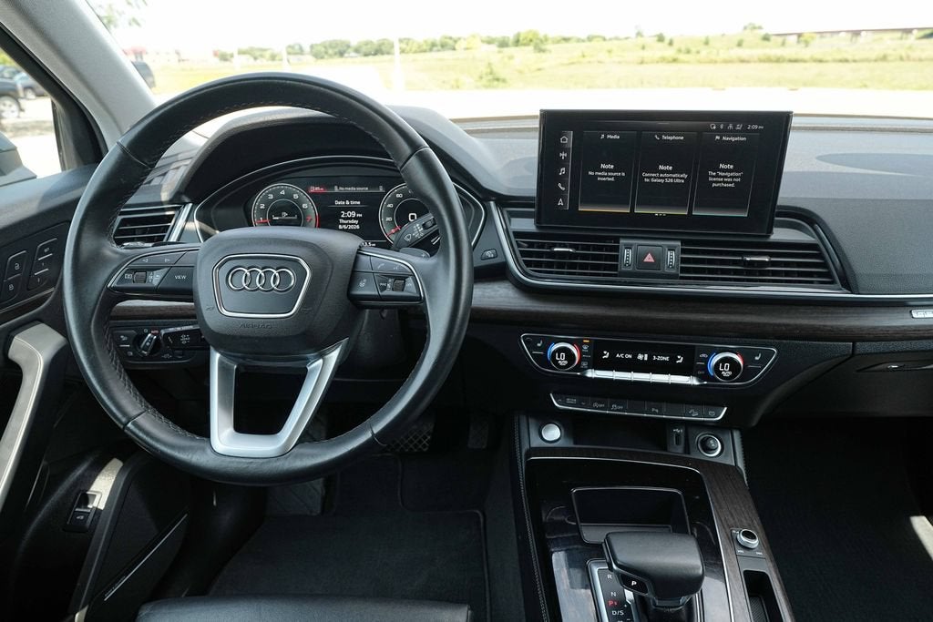 2024 Audi Q5 S line Premium Plus