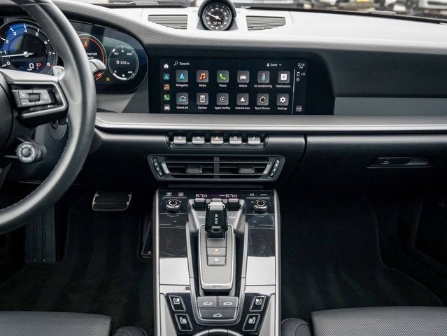 2024 Porsche 911 Carrera