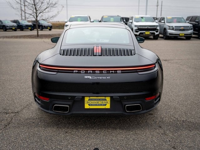 2024 Porsche 911 Carrera