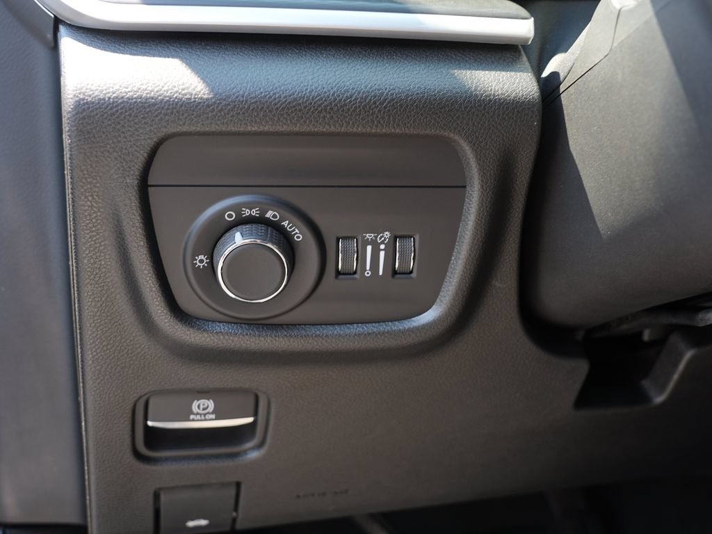 2023 Jeep Grand Cherokee L Altitude 4x4