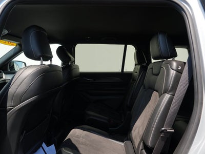 2023 Jeep Grand Cherokee L Altitude 4x4