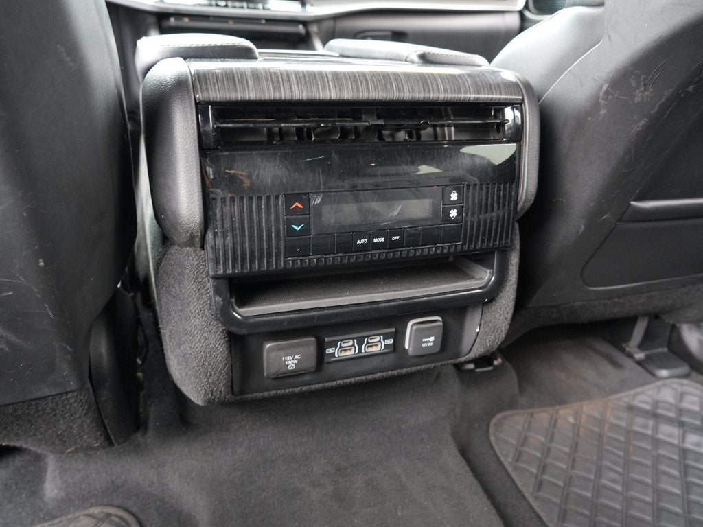 2022 Jeep Wagoneer Series II 4x4