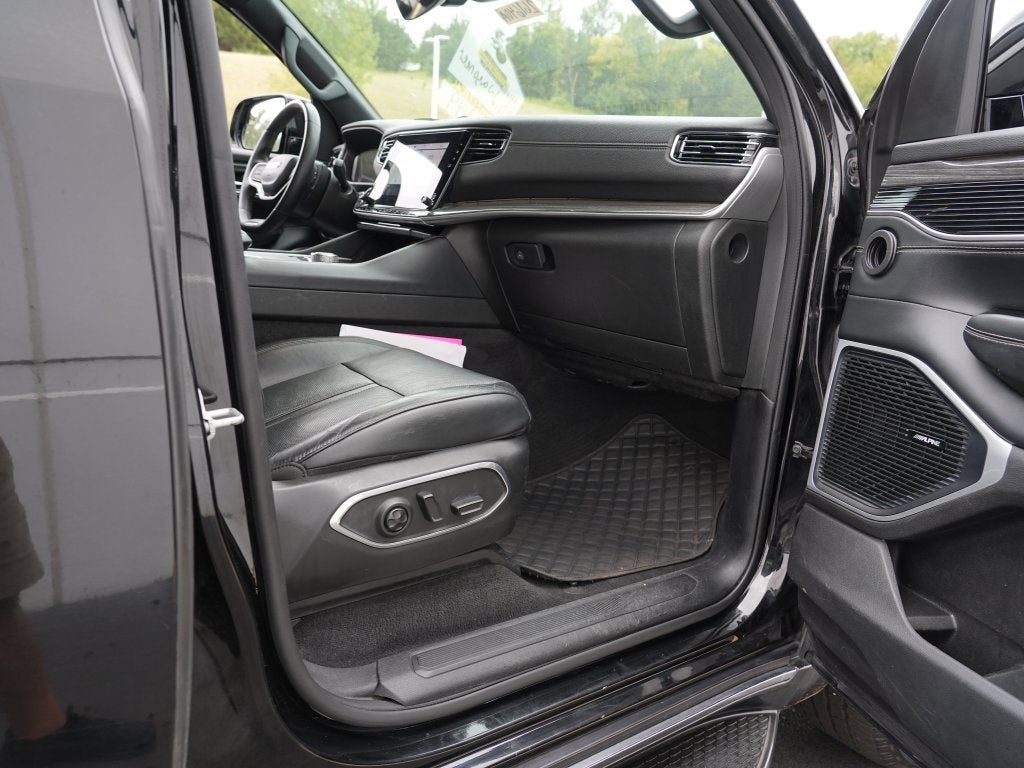 2022 Jeep Wagoneer Series II 4x4