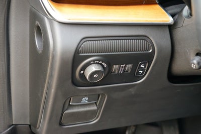 2022 Jeep Grand Wagoneer Series III